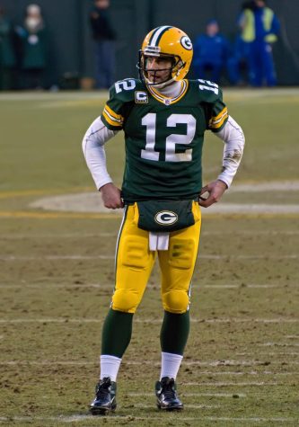 Aaron Rodgers Packs Bags for Jets