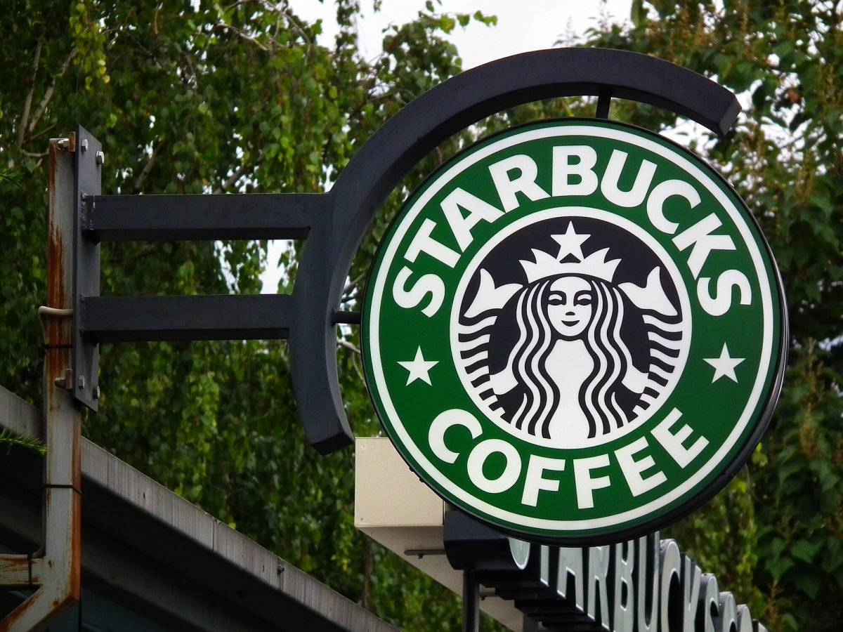Starbucks Sweetens up Its Menu for Valentines